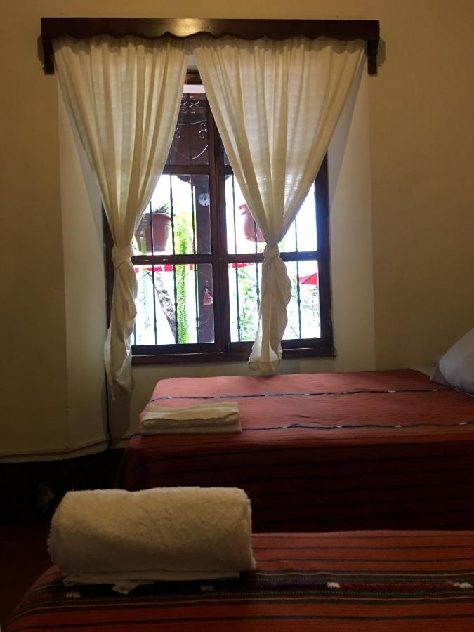 Dionisio Inn Antigua Extérieur photo
