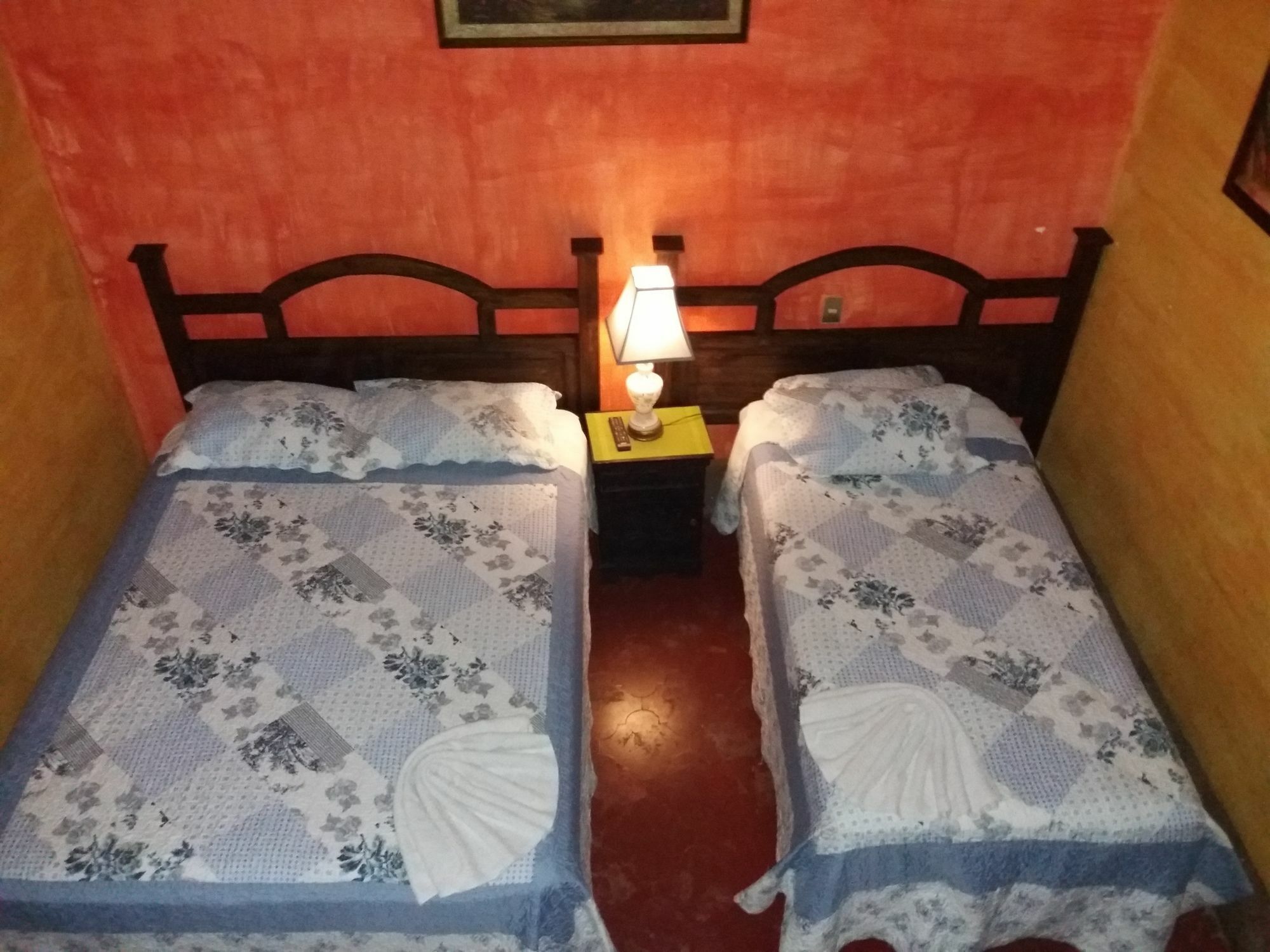 Dionisio Inn Antigua Extérieur photo