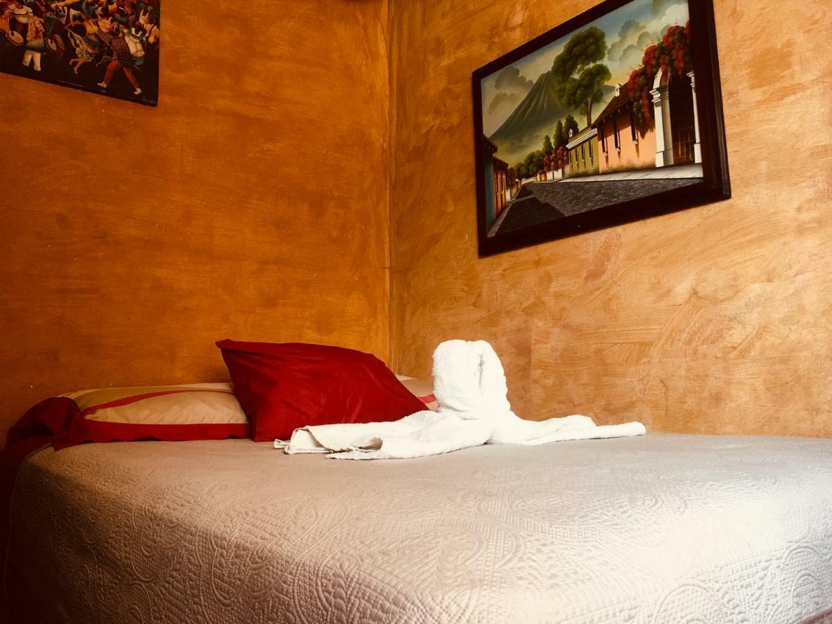 Dionisio Inn Antigua Extérieur photo